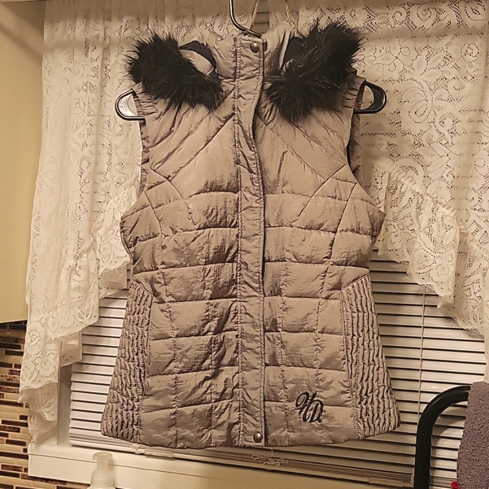 Harley Davidson vest with removable hood